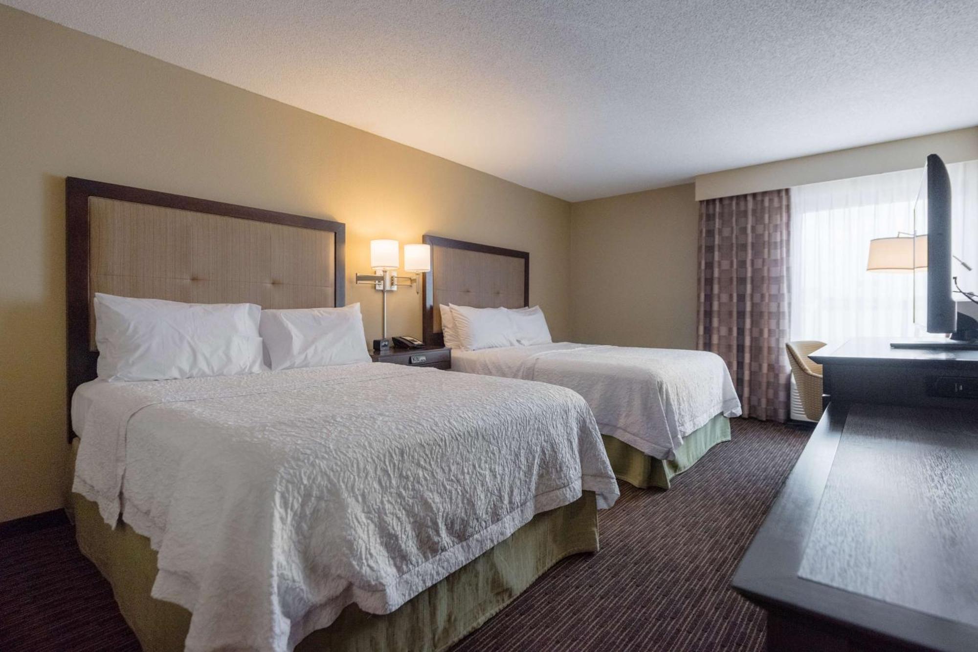 Hampton Inn Meridian Exterior foto